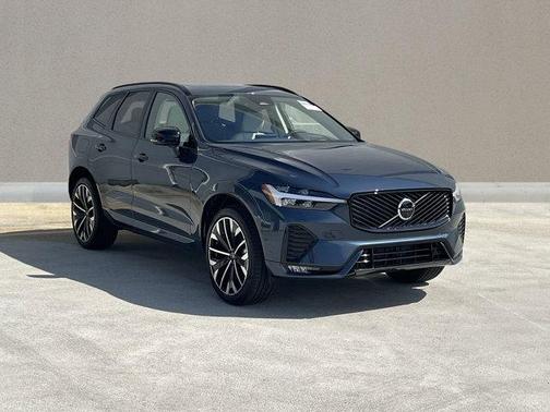 2026 Volvo XC60 B5 Ultra