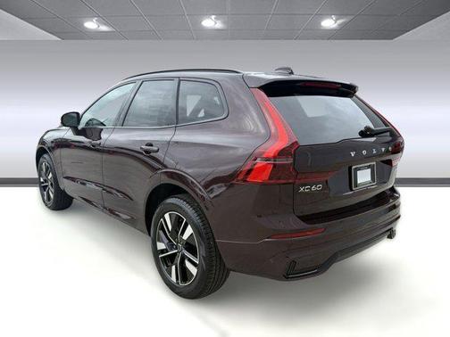 2026 Volvo XC60 B5 Core