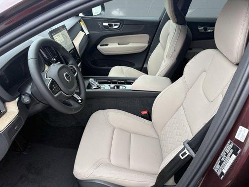 2026 Volvo XC60 B5 Core