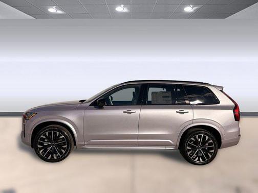 2026 Volvo XC90 B6 Ultra Dark Theme 7-Seater