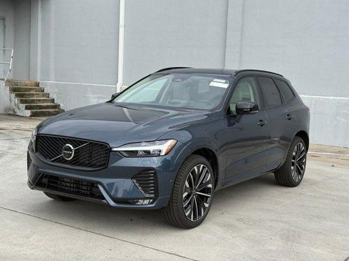 2026 Volvo XC60 B5 Ultra