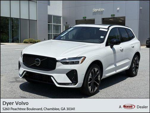 2026 Volvo XC60 B5 Plus