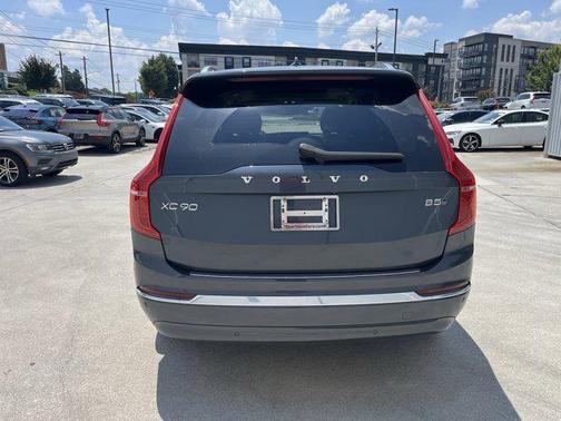 2024 Volvo XC90 B5 Core Bright Theme