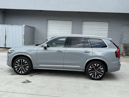 2026 Volvo XC90 B6 Plus 7-Seater