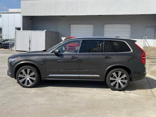 2024 Volvo XC90 B5 Plus Bright Theme
