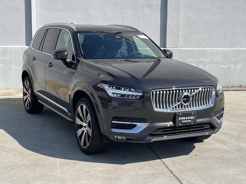 2024 Volvo XC90 B5 Plus Bright Theme