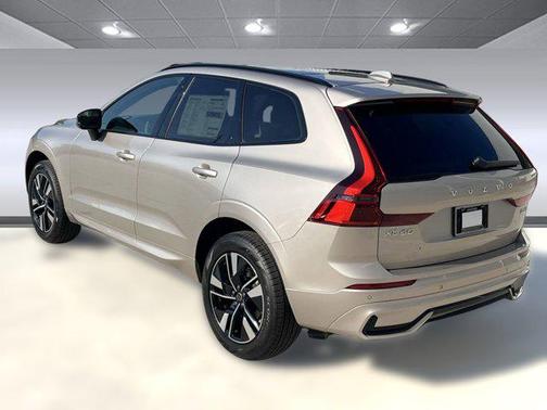 2026 Volvo XC60 B5 Core