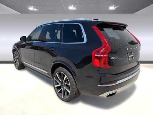 2021 Volvo XC90 Recharge Plug-In Hybrid T8 Inscription Expression 7 Passenger