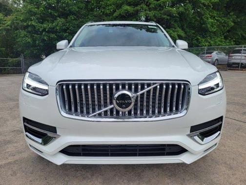 2024 Volvo XC90 Recharge Plug-In Hybrid T8 Plus Bright Theme 7-Seater