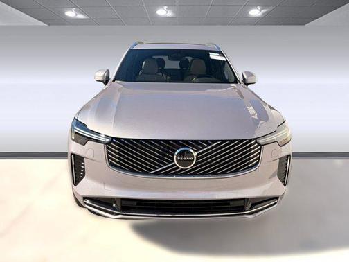 2026 Volvo XC90 B5 Core