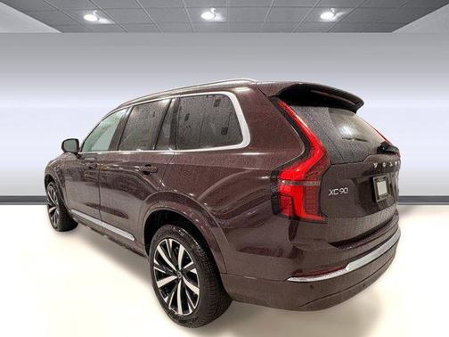 2026 Volvo XC90 B5 Core