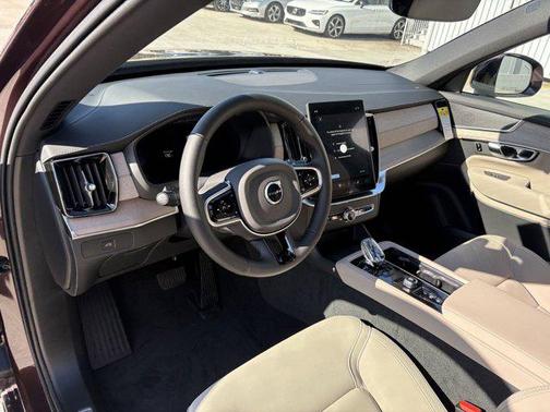 2026 Volvo XC90 B5 Plus 7-Seater