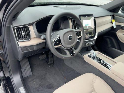 2026 Volvo XC90 Plus, B6 AWD Gas (mild hybrid), Gasoline, Bright, 6 Seats