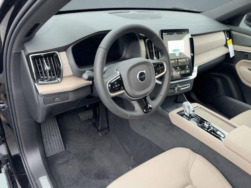 2026 Volvo XC90 Plus, B6 AWD Gas (mild hybrid), Gasoline, Bright, 6 Seats