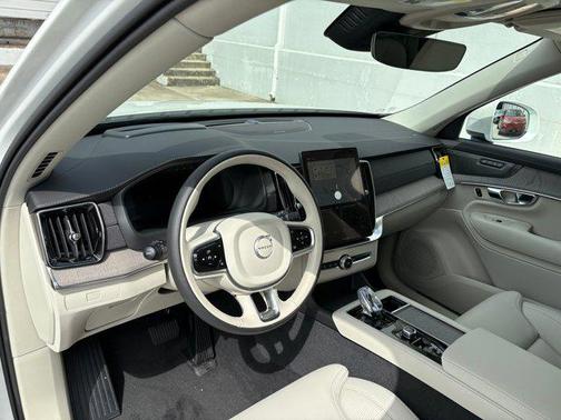 2026 Volvo XC90 B6 Ultra 7-Seater