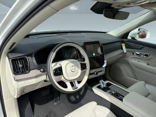 2026 Volvo XC90 B6 Ultra 7-Seater