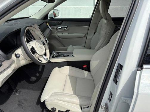 2026 Volvo XC90 B6 Ultra 7-Seater