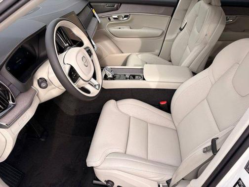 2026 Volvo XC90 Plug-In Hybrid T8 Ultra 7-Seater