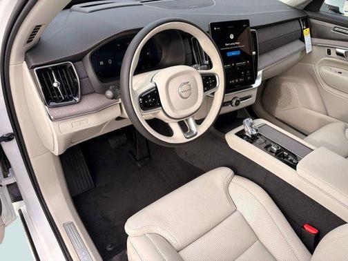2026 Volvo XC90 Plug-In Hybrid T8 Ultra 7-Seater