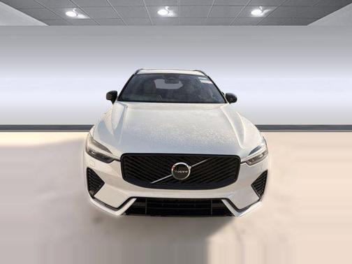 2026 Volvo XC60 B5 Core