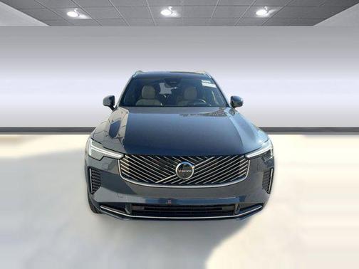 2026 Volvo XC90 Ultra, B6 AWD Gas (mild hybrid), Gasoline, Bright, 6 Seats