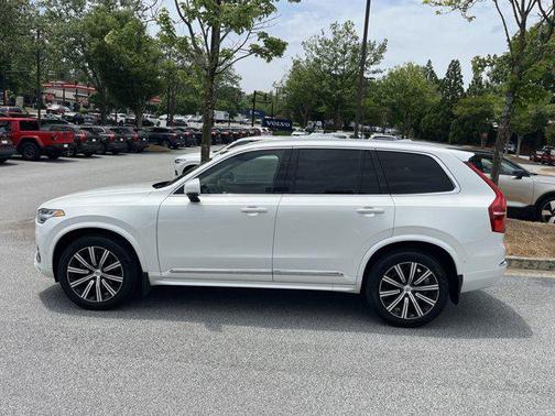 2024 Volvo XC90 B6 Plus Bright Theme 7-Seater