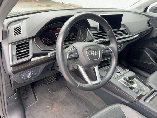 2019 Audi Q5 2.0T Premium Plus