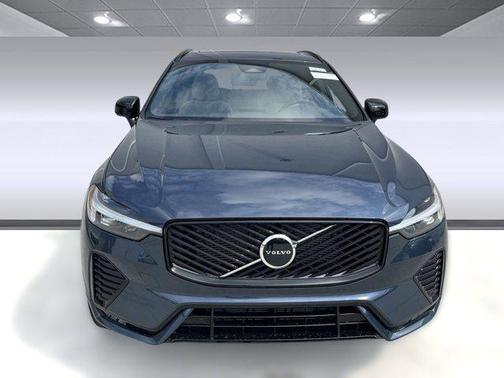 2026 Volvo XC60 B5 Core