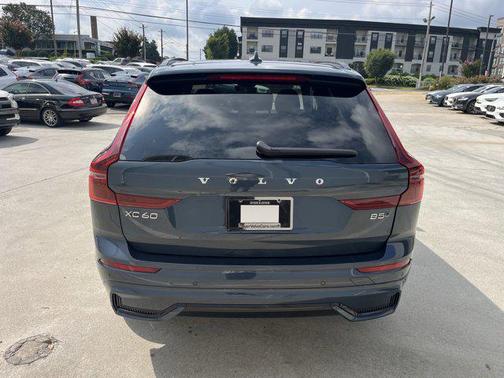 2026 Volvo XC60 Core B5 AWD Gas (mild hybrid) Gasoline Dark