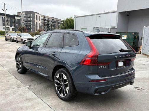 2026 Volvo XC60 Plug-In Hybrid T8 Plus