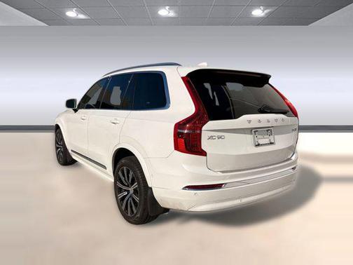 2023 Volvo XC90 B6 Plus 7-Seater