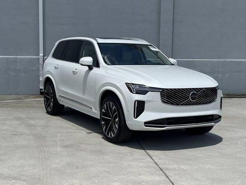 2026 Volvo XC90 B6 Ultra 7-Seater