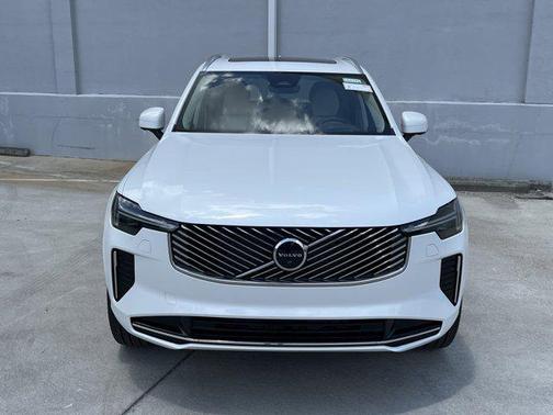 2026 Volvo XC90 B6 Ultra 7-Seater