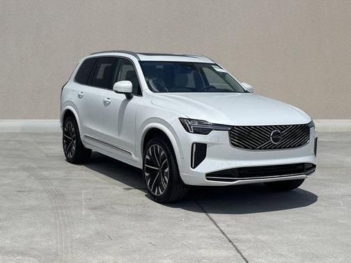 2026 Volvo XC90 B6 Ultra 7-Seater