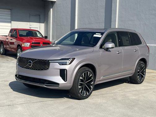2026 Volvo XC90 B6 Plus 7-Seater