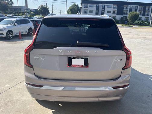 2026 Volvo XC90 B6 Plus 7-Seater