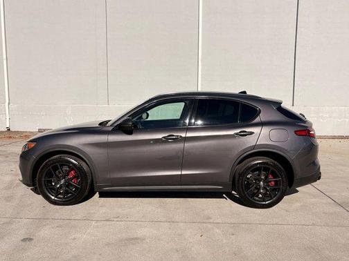 2019 Alfa Romeo Stelvio Ti