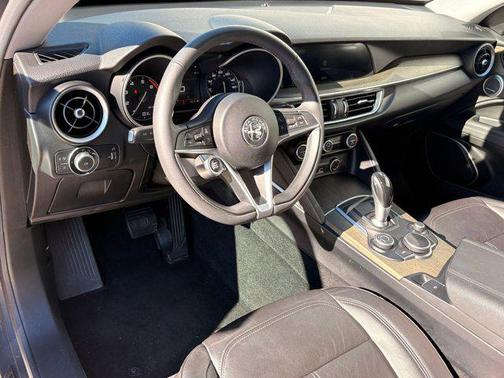 2019 Alfa Romeo Stelvio Ti