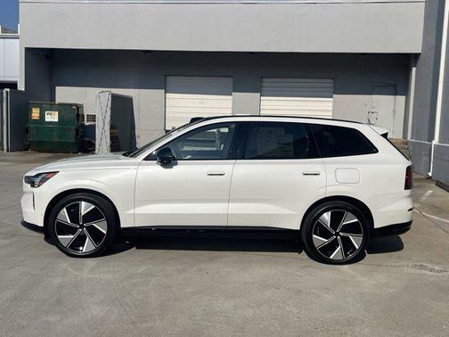 2025 Volvo EX90 Twin Motor Ultra