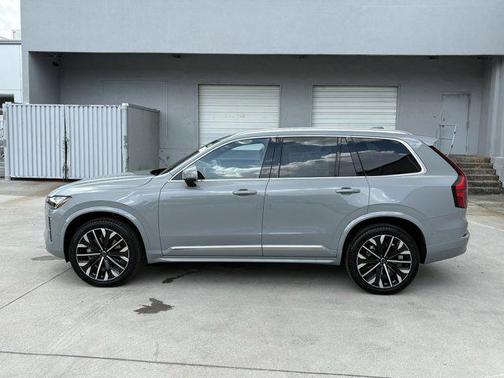 2026 Volvo XC90 B6 Plus 7-Seater