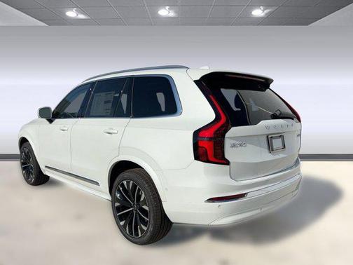 2026 Volvo XC90 B6 Ultra 7-Seater