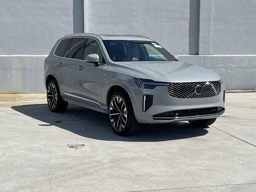 2026 Volvo XC90 B6 Core