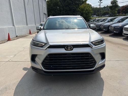 Celestial Silver Metallic 2024 Toyota Grand Highlander XLE