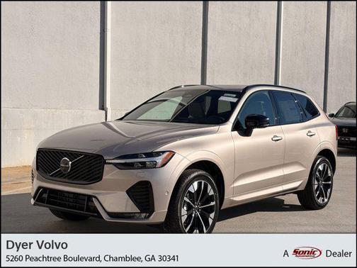 2026 Volvo XC60 B5 Plus