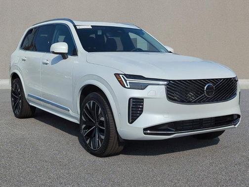 2025 Volvo XC90 Plug-In Hybrid T8 Plus 7-Seater