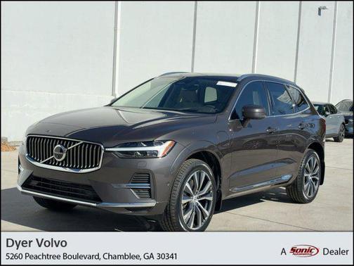 2022 Volvo XC60 Recharge Plug-In Hybrid T8 Inscription Expression