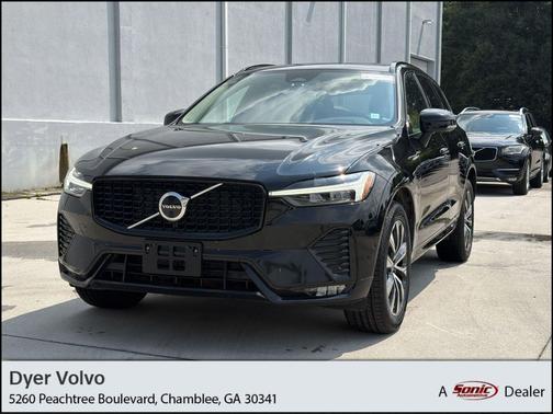 Black Stone 2023 Volvo XC60 B5 Plus Dark Theme