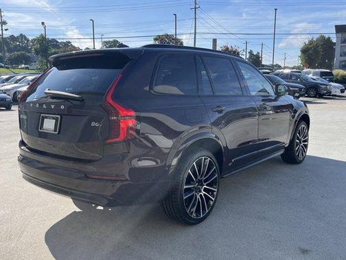 2026 Volvo XC90 B6 Ultra Dark Theme 7-Seater