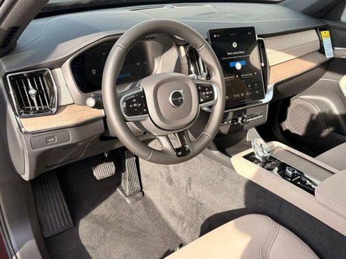 2026 Volvo XC90 B6 Plus 6-Seater