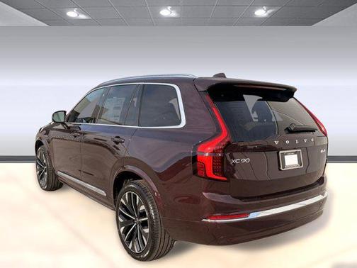 2026 Volvo XC90 B6 Plus 6-Seater